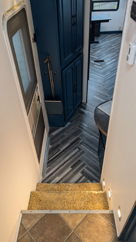 311 E DR