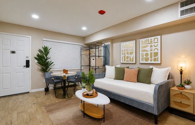 Studio, 1 bath, 288 sqft, $671, Unit 2112