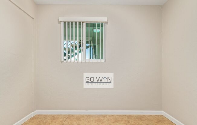 2 beds, 1 bath, 700 sqft, $1,250, Unit 3