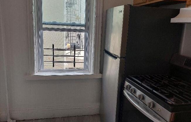 236 RIDGEWOOD AVE