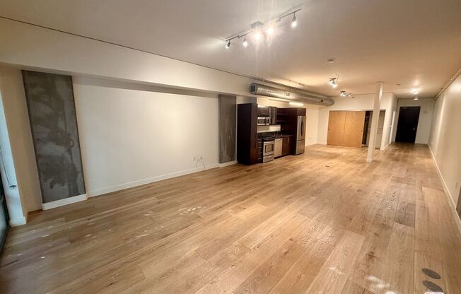 1 bed, 1 bath, 1,100 sqft, $2,600, Unit 506
