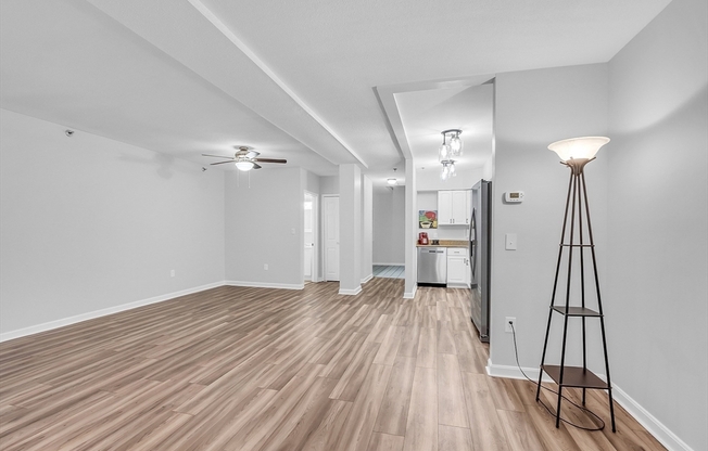 2 beds, 1.5 baths, 1,434 sqft, $2,500, Unit 117