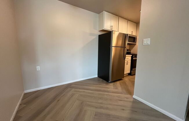 2 beds, 2 baths, $1,495, Unit 222