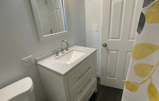 105 GRN DR