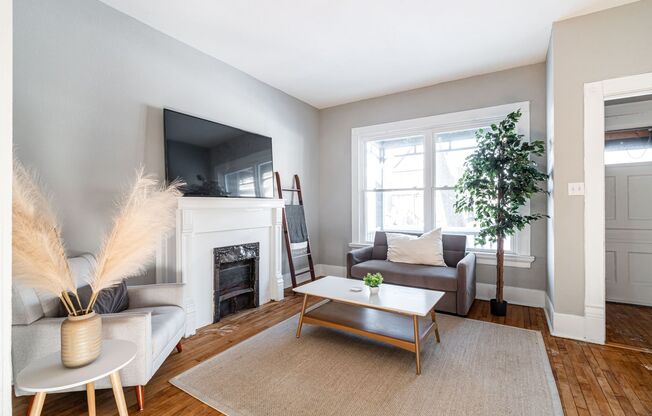 2418 N. Frederick 4Bdrm/ 2Bath