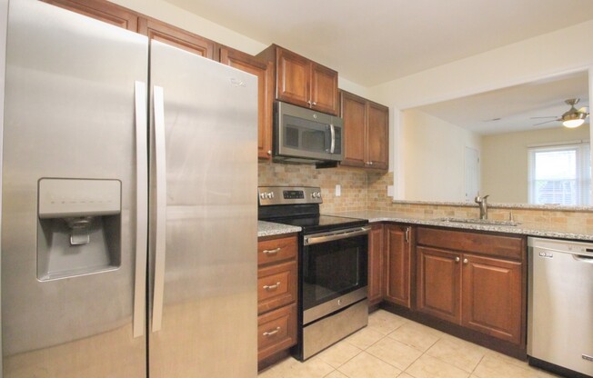 2 beds, 1 bath, $1,350