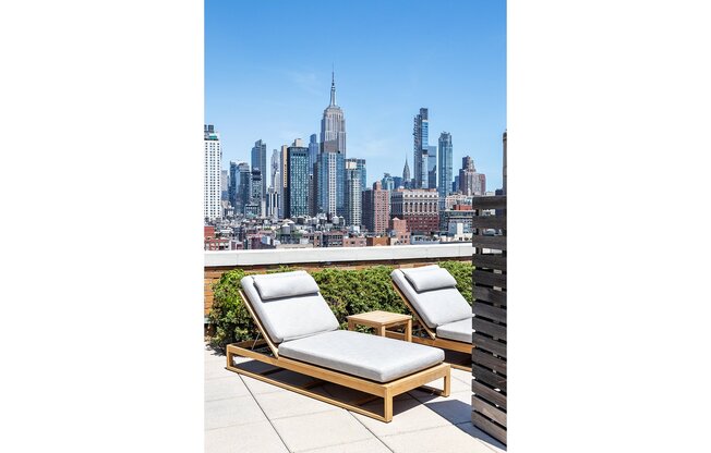 Studio, 1 bath, $4,800, Unit 6J
