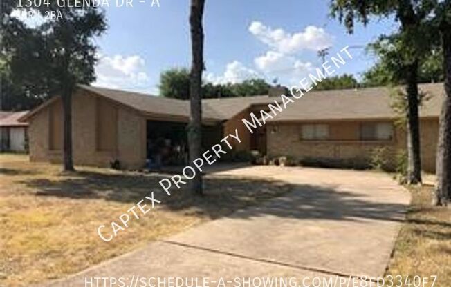 1304 GLENDA DR