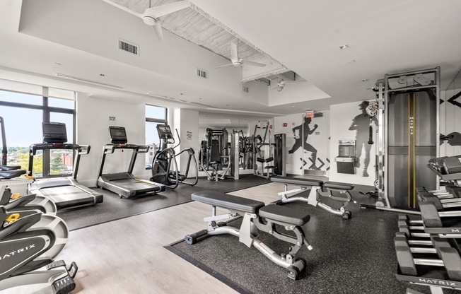 2 beds, 2 baths, 1,024 sqft, $4,000, Unit 725