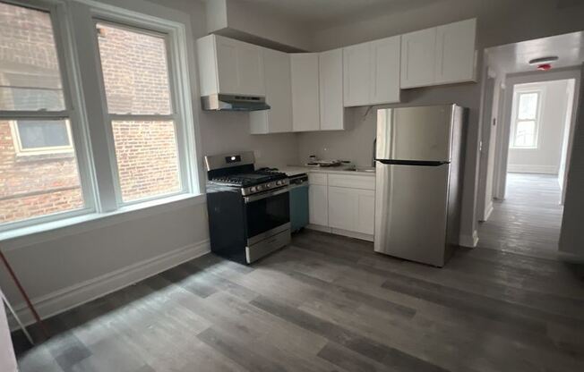948 N. Damen Ave