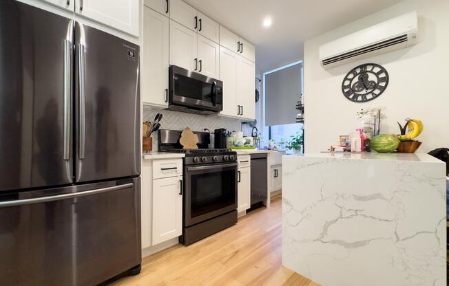 298 NASSAU AVE