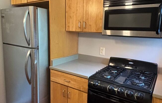 Recently Renovated 1 bedroom apartment in Columbia Heights