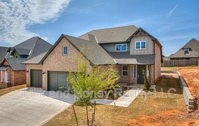 8200 JENNY LN