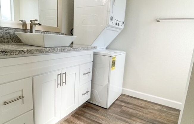 1 bed, 1 bath, 625 sqft, $1,695, Unit 283