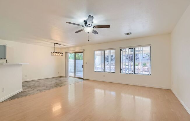 Beautiful 3-Bedroom Home in Convenient Location!