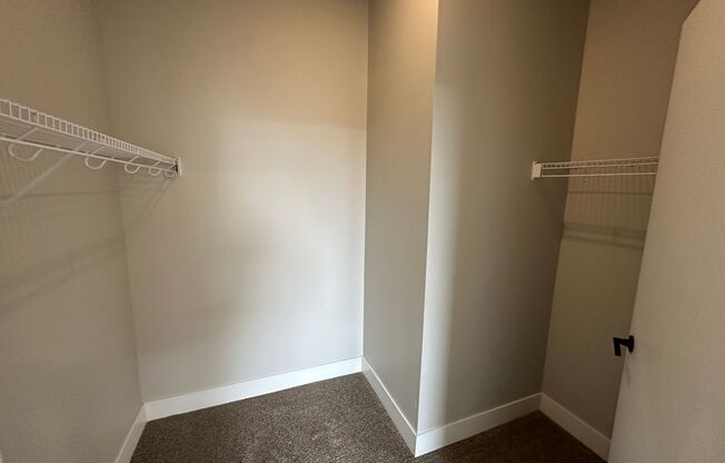 2 beds, 2 baths, 1,170 sqft, $2,450, Unit 214