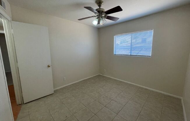 2 beds, 1 bath, 555 sqft, $1,375, Unit Unit #2