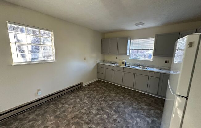 Split Foyer home off Old Forest Road