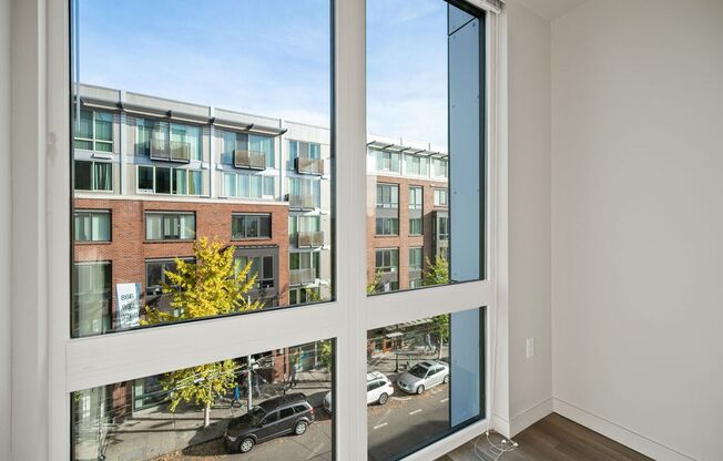 1 bed, 1 bath, 585 sqft, $1,715, Unit 515