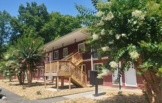 "Bright & Spacious 1BR/1BA with Open Concept – Perfect for UT Students"