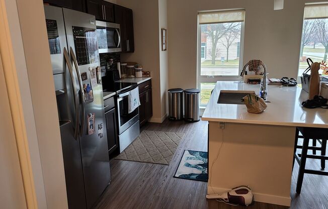 1 bed, 1 bath, 875 sqft, $1,490, Unit 303