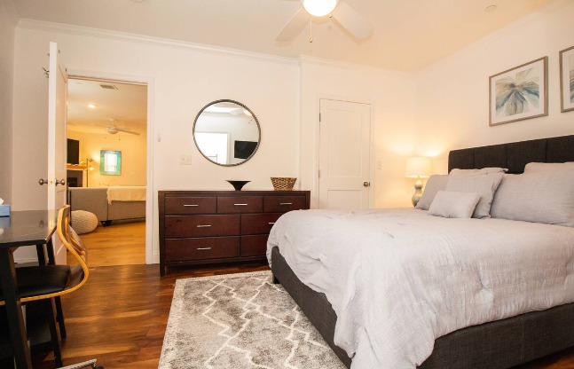 2 beds, 2 baths, 1,000 sqft, $6,995, Unit 3