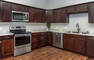Willow Lakes Apartments - Apartment Living in Port Arthur, TX