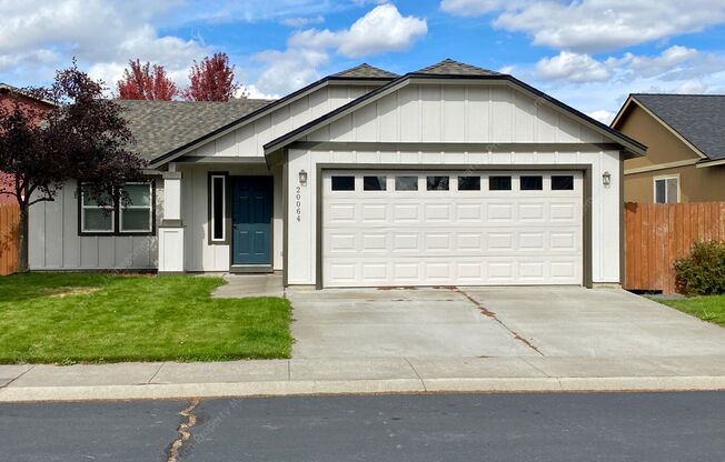 Charming 3BR -2BA Home in SW Bend