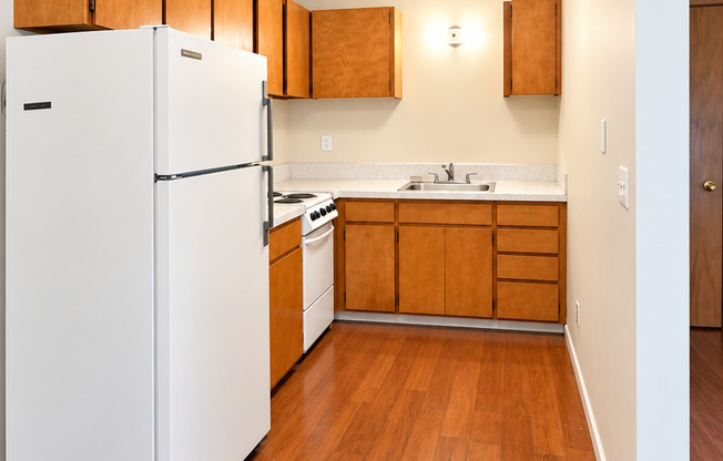1 bed, 1 bath, 600 sqft, $1,150, Unit 35