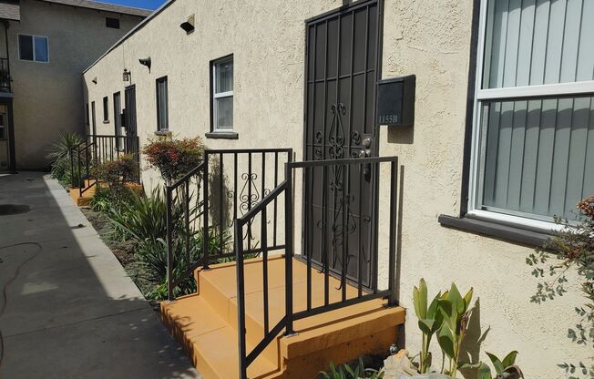 BELLA APARTMENTS: Updated 1 Bedroom Apartment