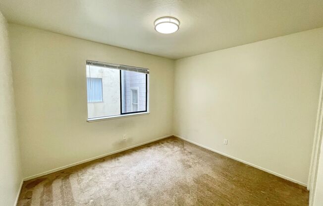 2 beds, 1 bath, $3,675, Unit #7