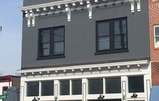 120 W MARSHALL ST