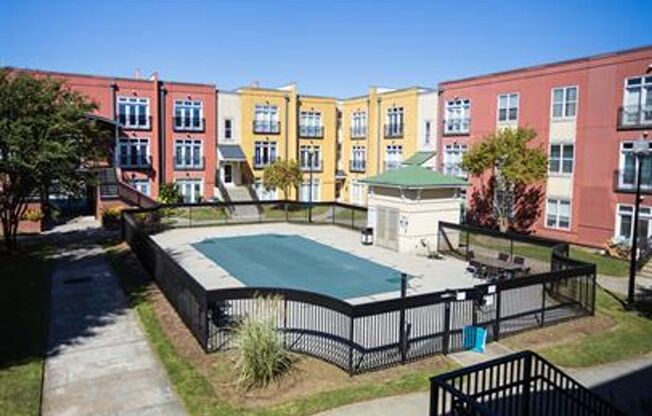 Condo in the heart of Atlanta!  Move-In Ready!