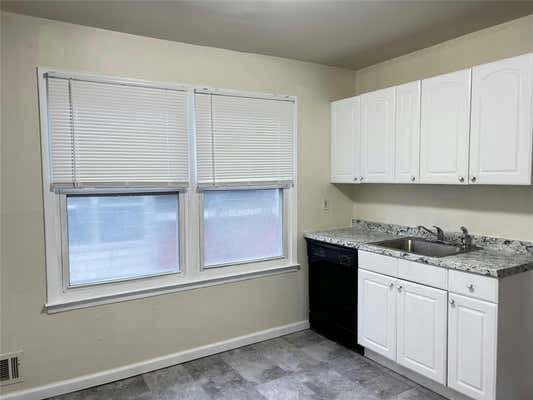 3 beds, 2 baths, 1,200 sqft, $3,000, Unit 2