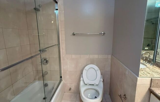 2 beds, 2 baths, $4,695, Unit # 1407 1408