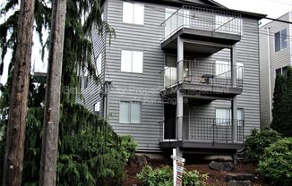 3232 21st Avenue West