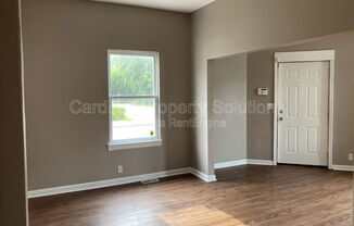4 beds, 2 baths, 1,992 sqft, $1,600