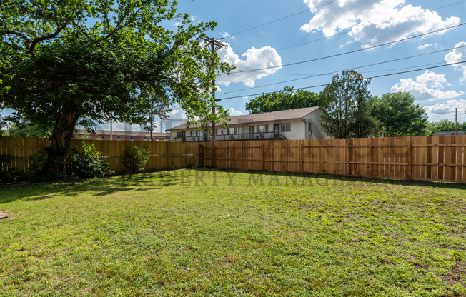 2201 S GLENDALE