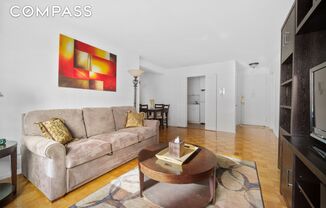 Studio, 1 bath, 410 sqft, $2,700, Unit 5B