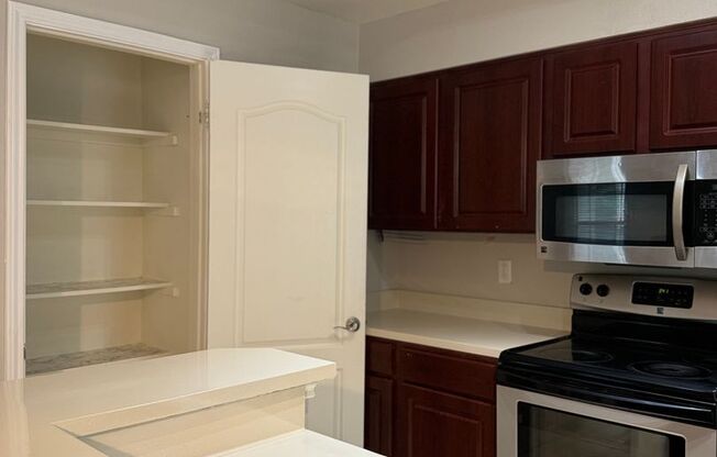 2 beds, 2 baths, $1,850, Unit Unit  1503