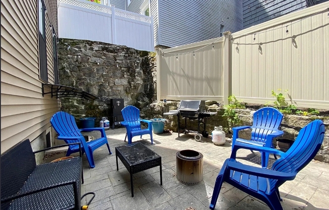 4 beds, 2 baths, 1,765 sqft, $6,300, Unit 15-1