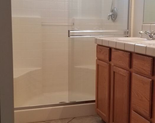 2 beds, 2 baths, $2,200