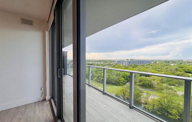 2 beds, 2 baths, $3,750, Unit # 1204