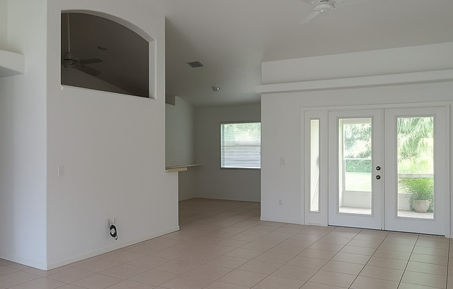 $1,695 ** 3 Bed / 2 Bath * Single Family Home
