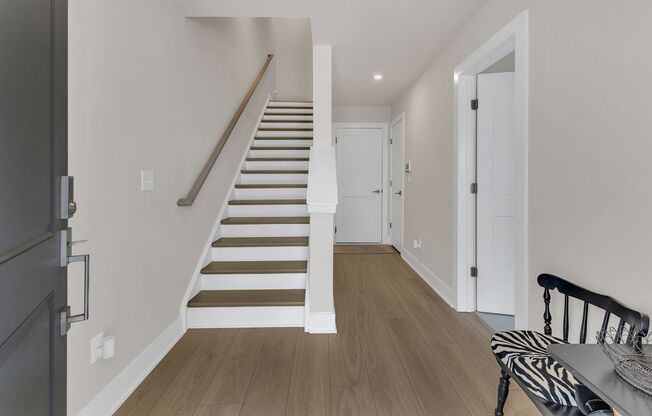 Modern 3 Bed, 3.5 Bath Townhome in The Nations!