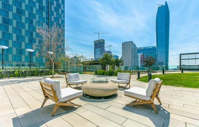 1 bed, 1 bath, 730 sqft, $3,500, Unit 3702