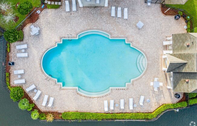 Relaxing Pool