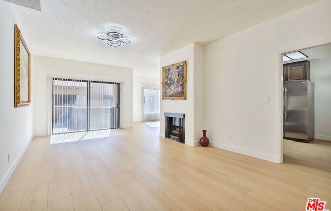 1727 S. Bentley Avenue