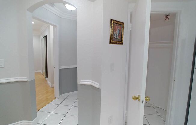 2 beds, 2 baths, 910 sqft, $2,450, Unit 308