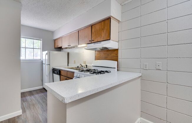 2 beds, 2 baths, 825 sqft, $1,200, Unit K738 - 311 - 208